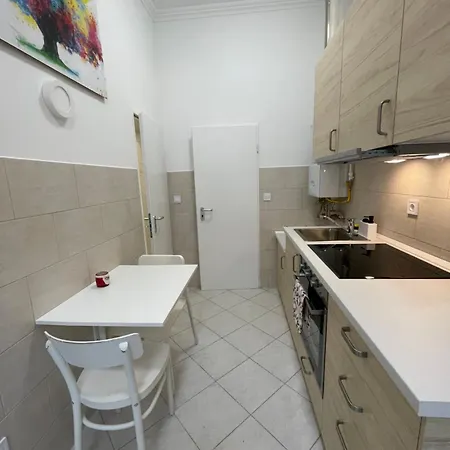 Greengary Apartment *